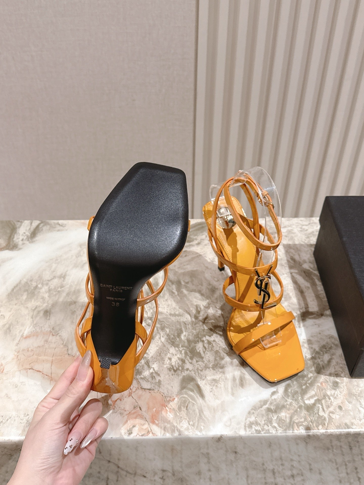 YSL 25S STILETTO HIGH-HEEL SANDALS 100 MM IN DARK ORANGE LAMBSKIN WITH GOLD HARDWARE - 35
