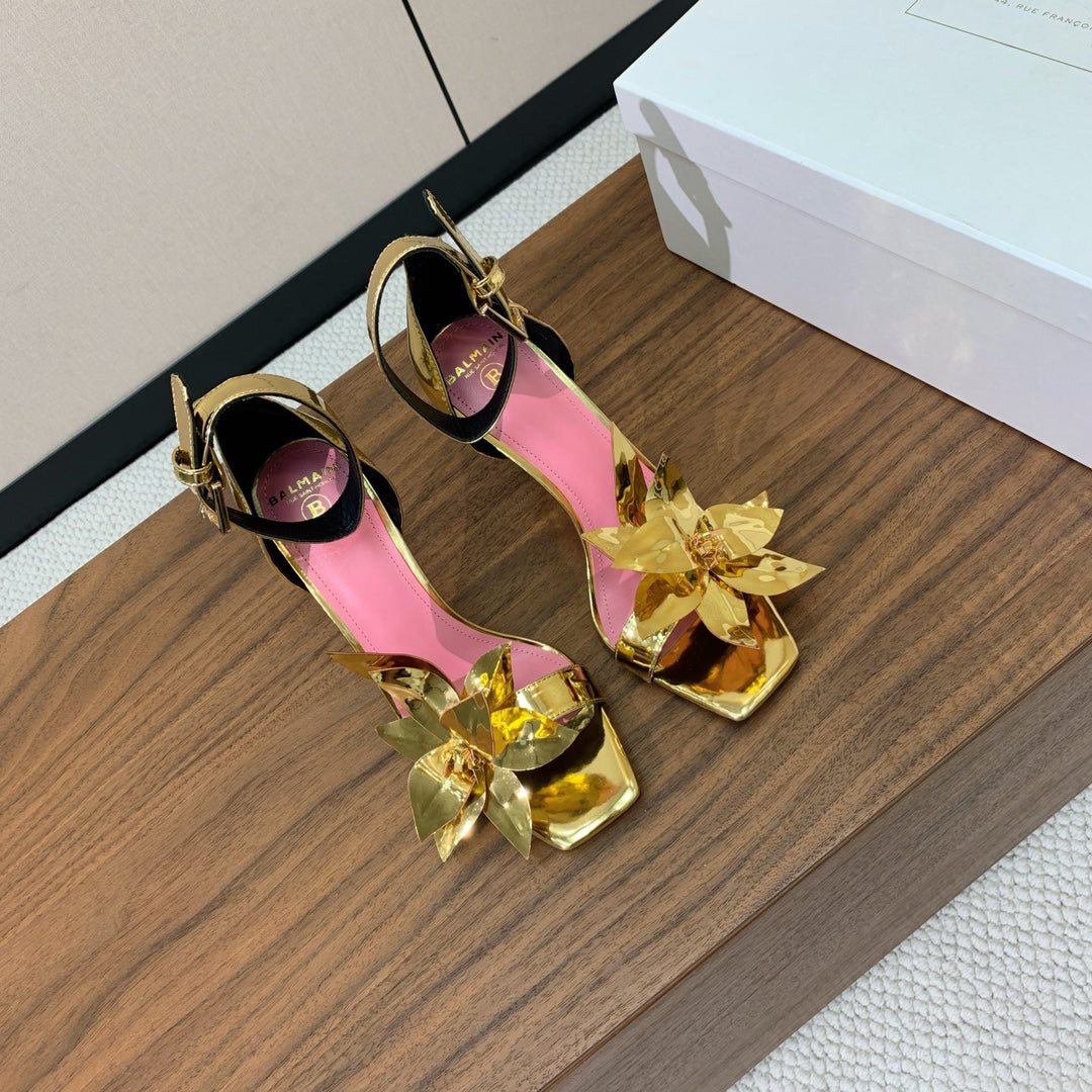 BALMAIN 25S RUBY GOLD HEELED SANDALS 95MM IN PATENT CALFSKIN - 36
