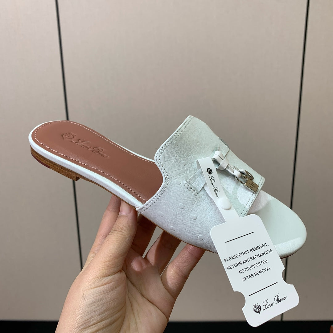 FLAT SLIPPERS IN WHITE LAMBSKIN OSTRICH SKIN - 34