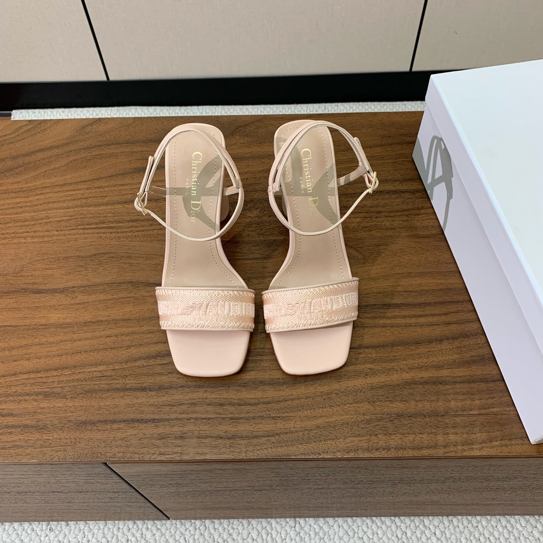 HIGH HEEL EMBROIDERED SANDAL IN LIGHT PINK CALFSKIN AND WOVEN STRAPS - 34 / 8 cm