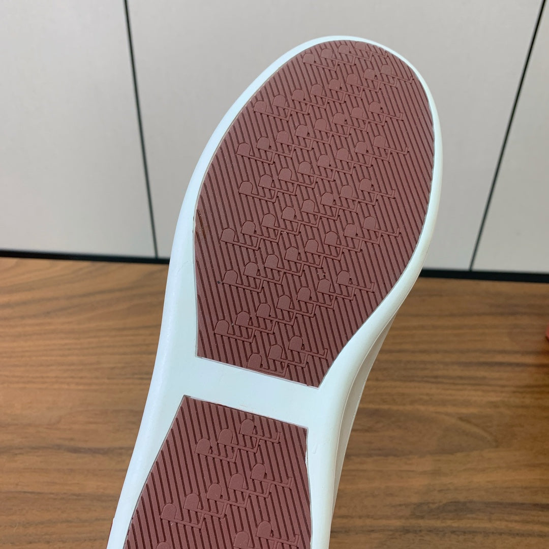 LP SNEAKERS IN AUBURN BROWN CALFSKIN WHITE SOLE - 35