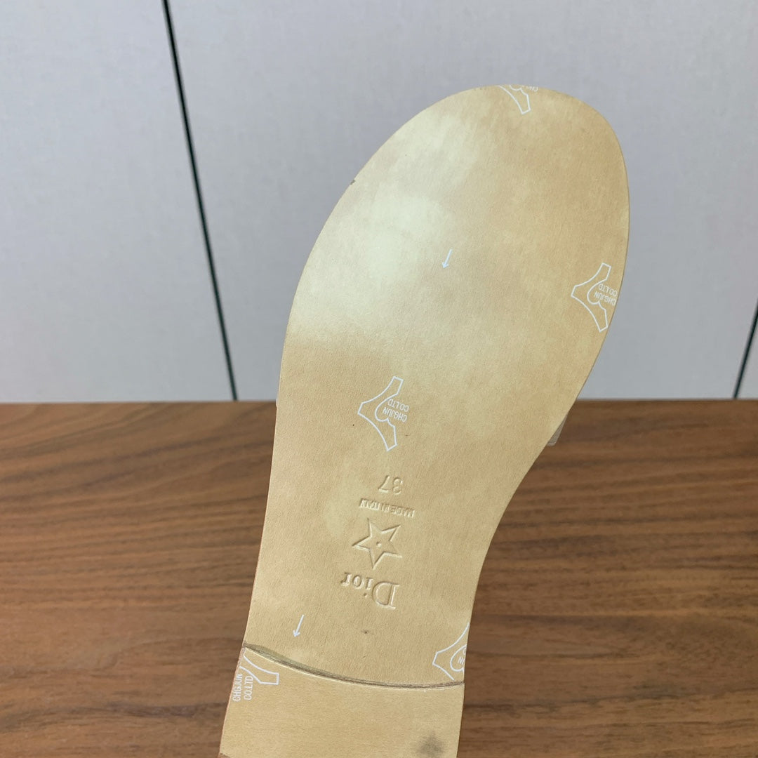 DIOR 25S DWAY SLIDE IN CREAM WHITE CALFSKIN - 34