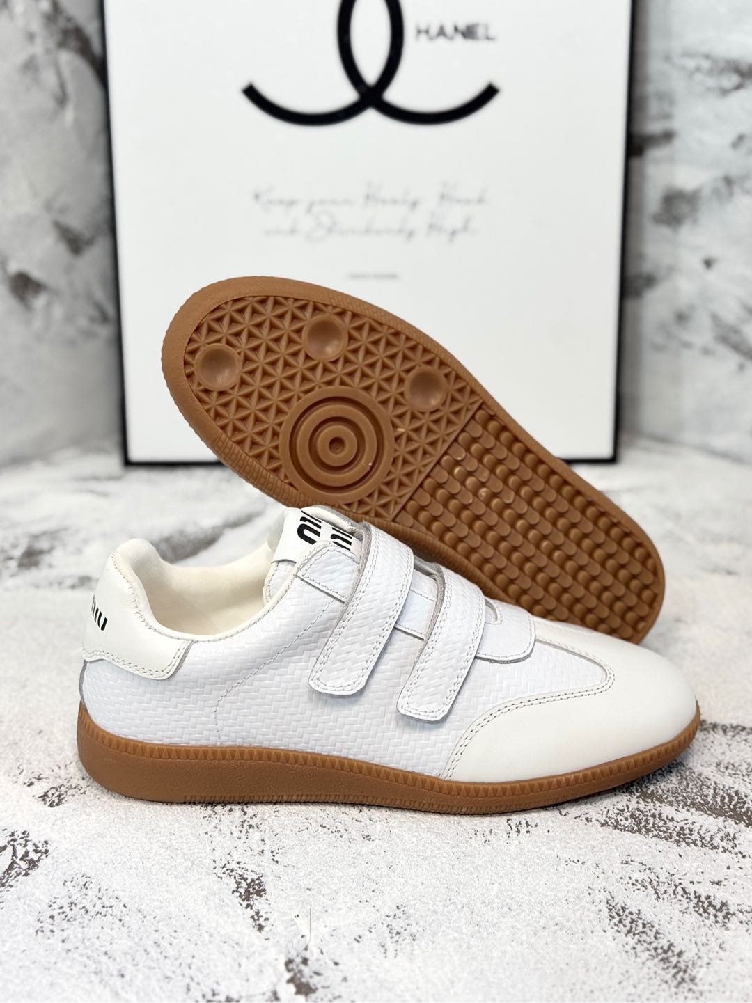 RETRO SNEAKERS WITH RIPTAPE STRAPS IN WHITE LAMBSKIN KNITTED PATTERN - 35