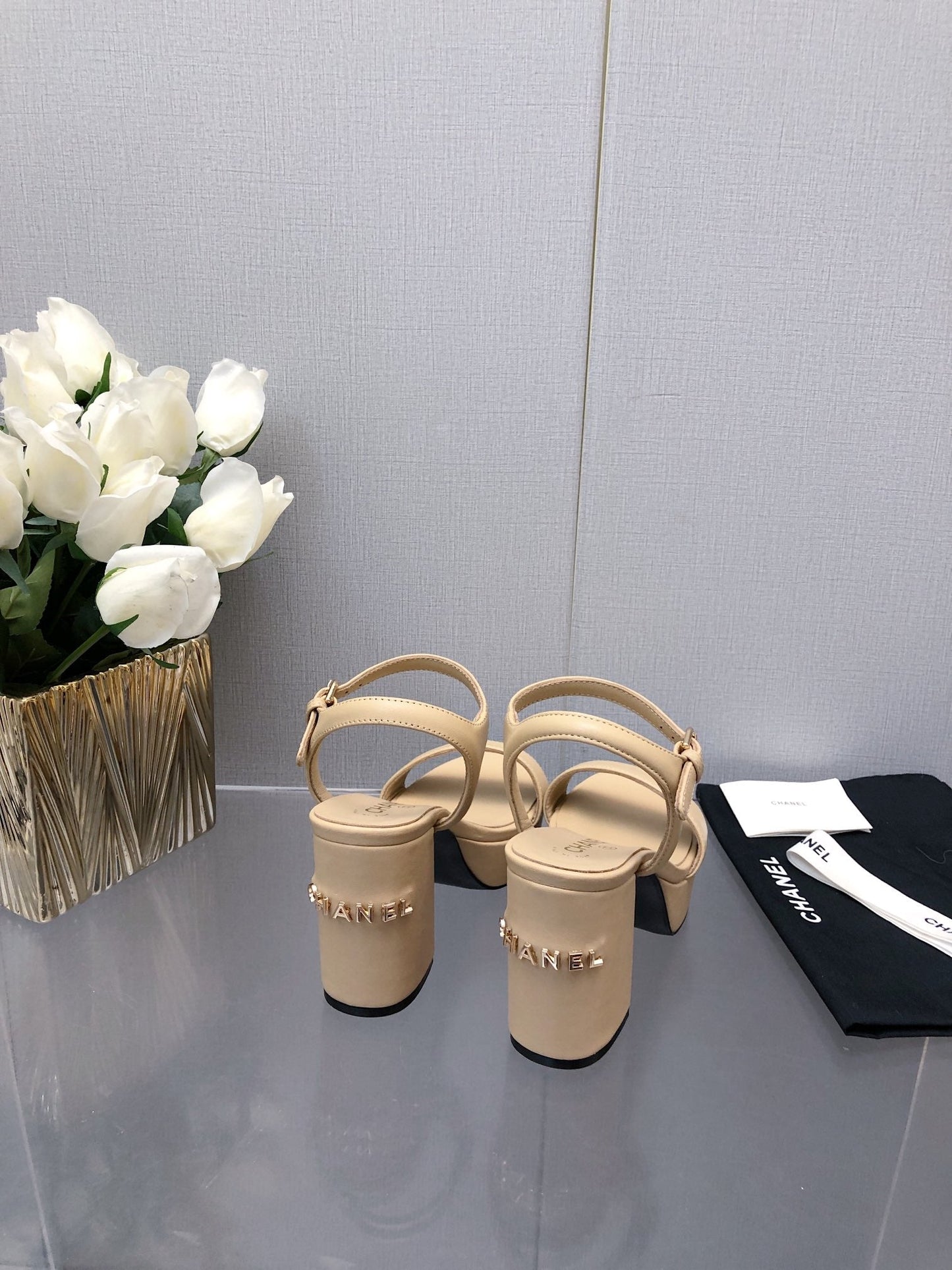 BLOCK HEEL 9 CM SANDAL IN SAND BROWN LAMBSKIN - 35