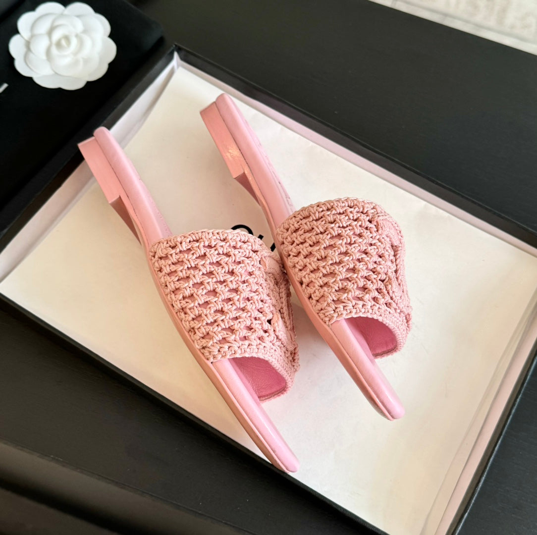 Slippers Light Pink Lambskin - 35
