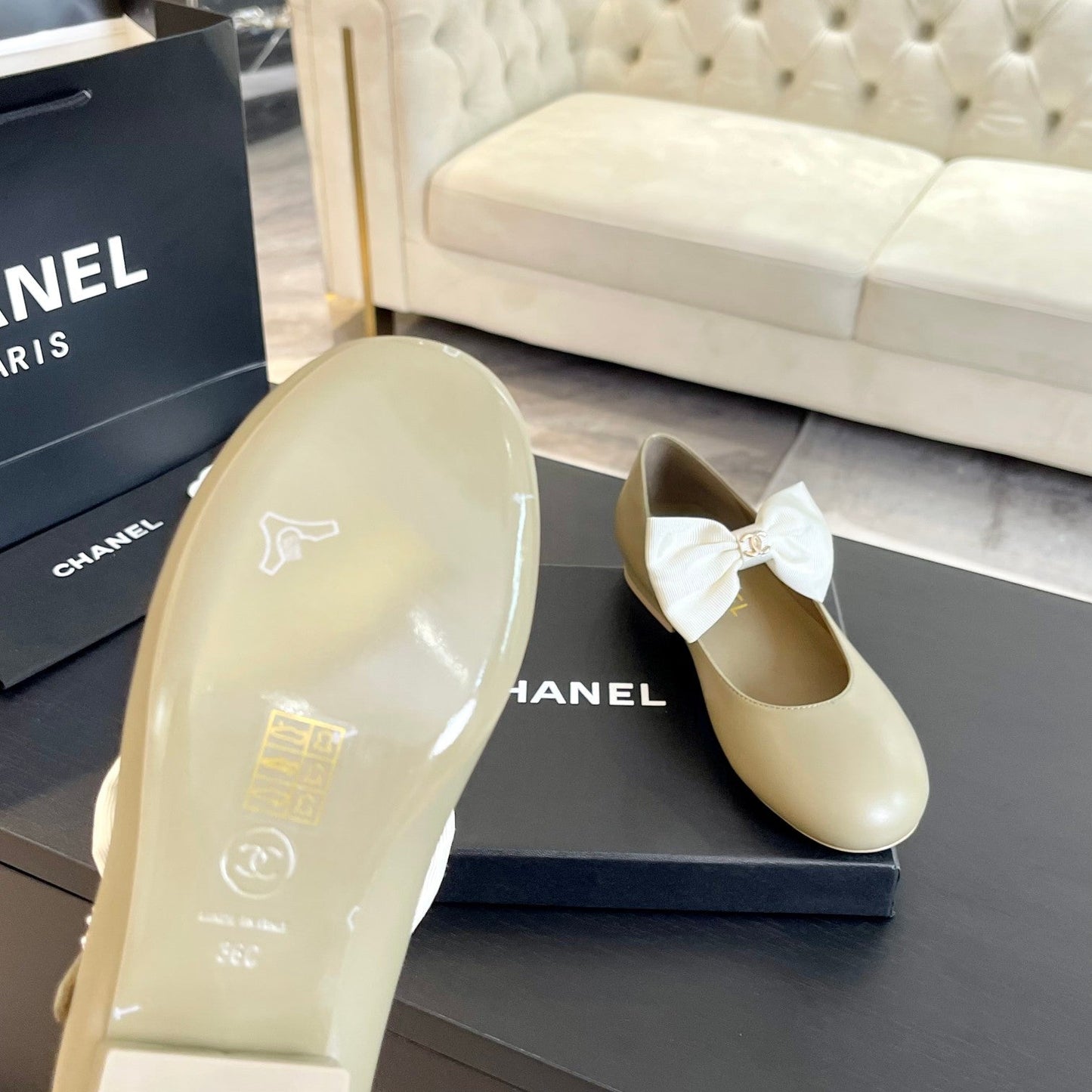 BALLET FLAT ECRU BEIGE LAMBSKIN WITH WHITE BOW - 35
