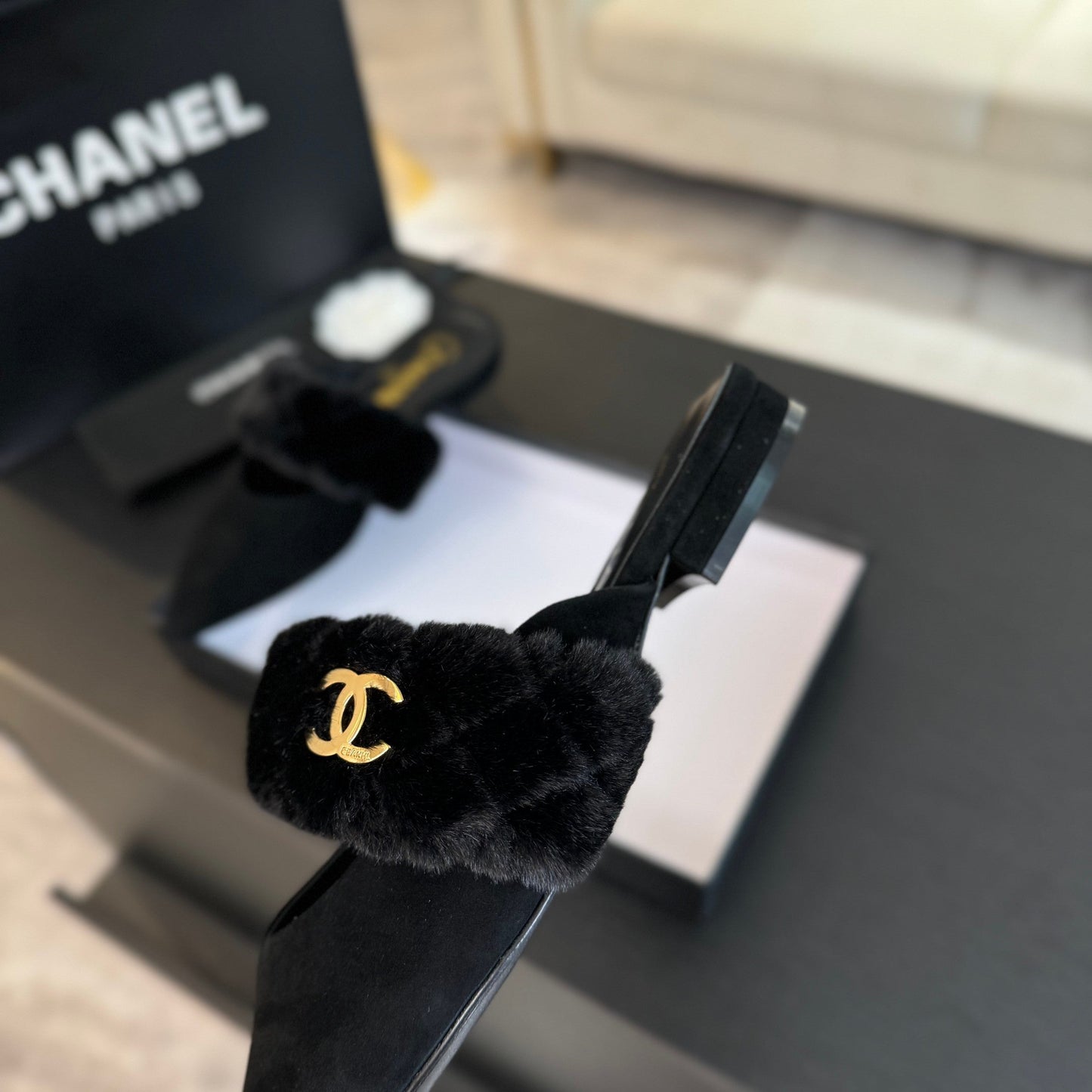 CC MULE IN BLACK SMOOTH FLEECE WITH GOLD HARDWARE - 35