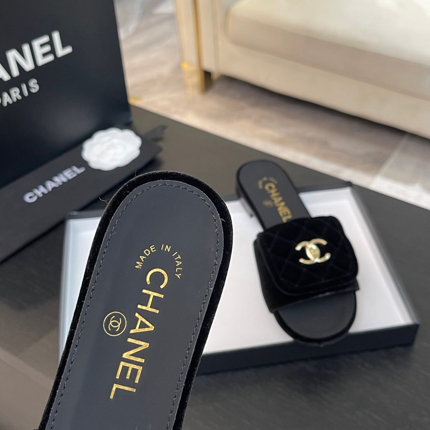FLAT MULE IN BLACK VELVET - 35