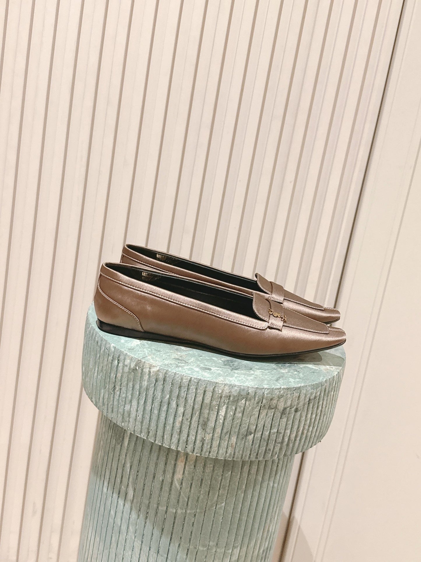 YSL 25S SAINT LAURENT POPPY BALLET FLATS IN TAUPE BROWN SILK - 35