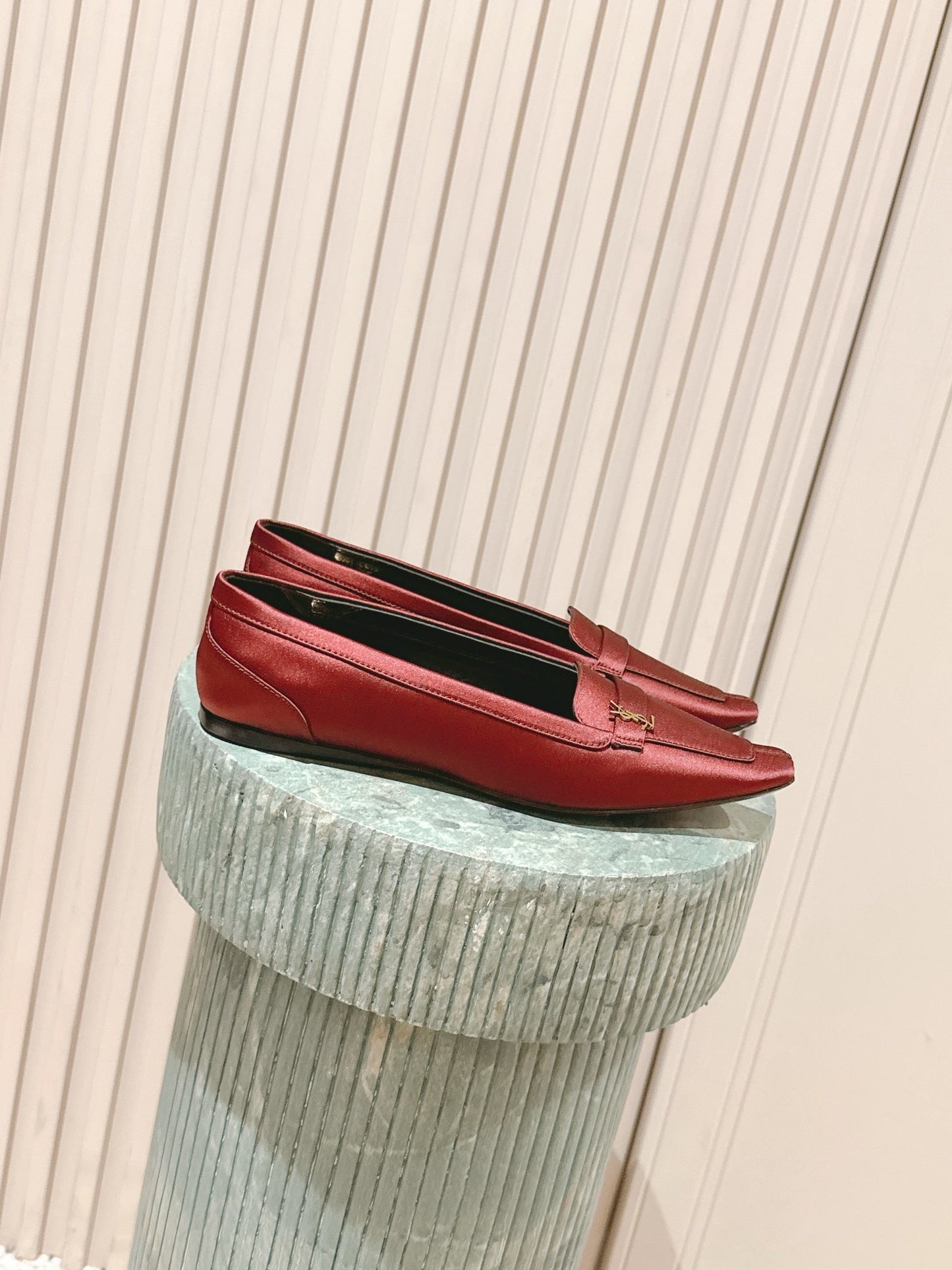 YSL 25S SAINT LAURENT POPPY BALLET FLATS IN VINTAGE RED SILK - 35