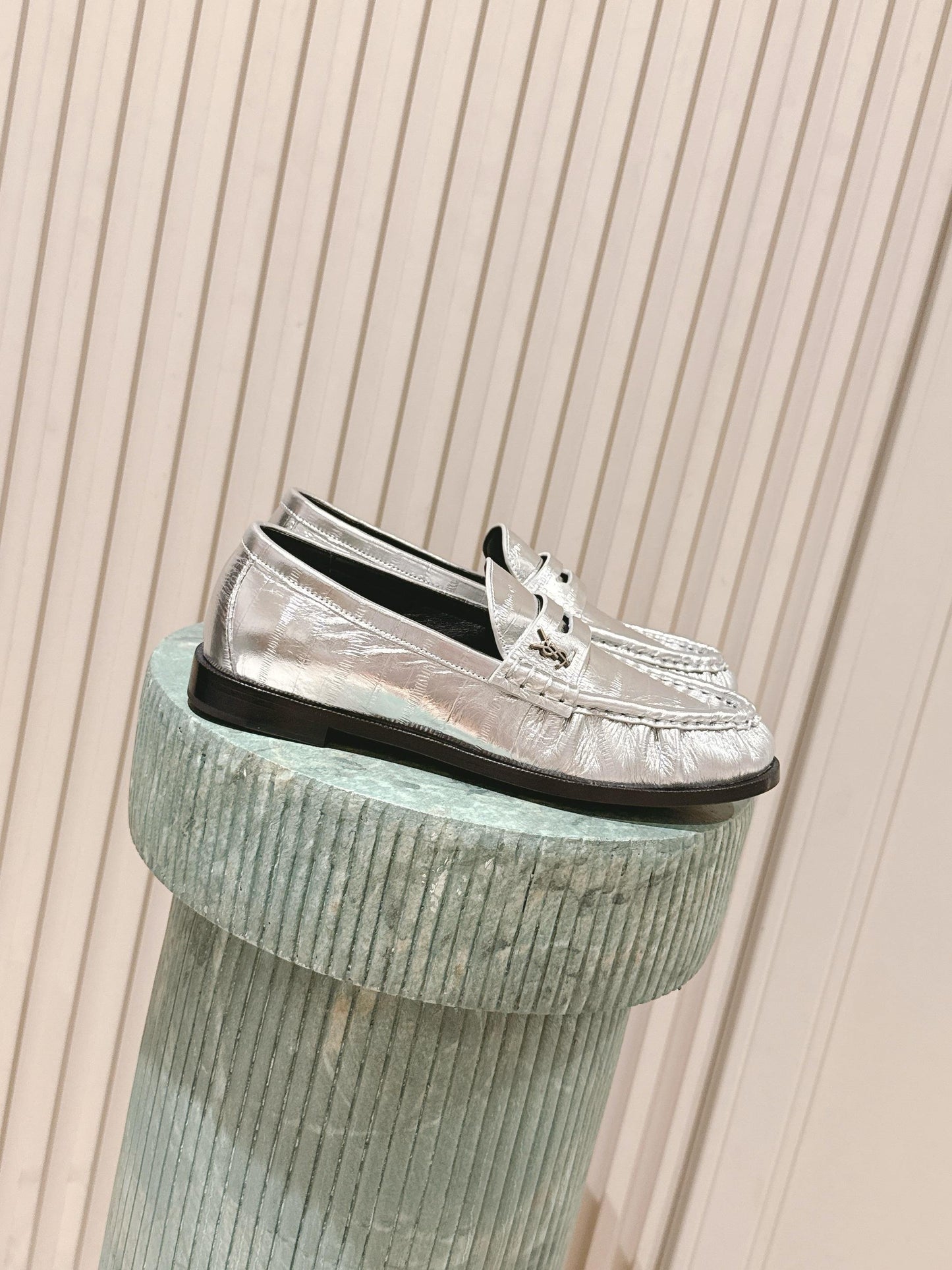 YSL 25S SAINT LAURENT LOAFERS IN SILVER CALFSKIN WITH SMALL LOGO - 35