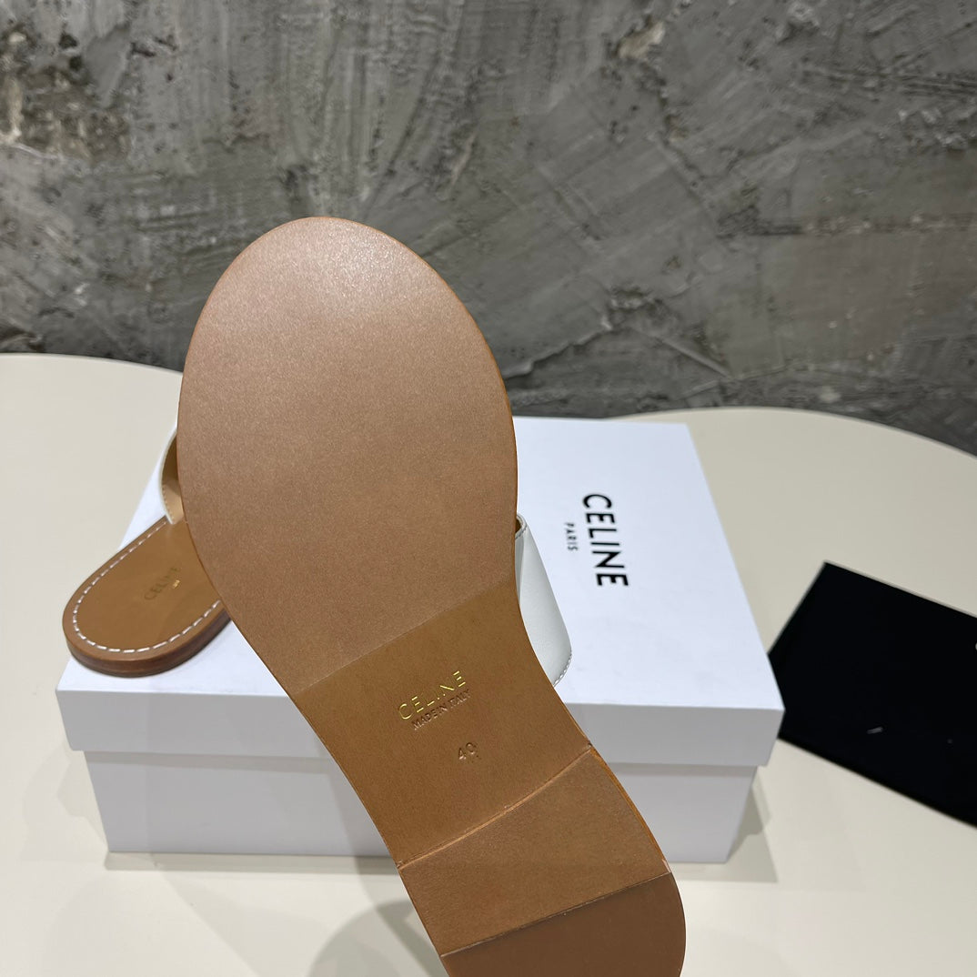 WOMEN TRIOMPHE FLAT THONG IN CALFSKIN WHITE - 35