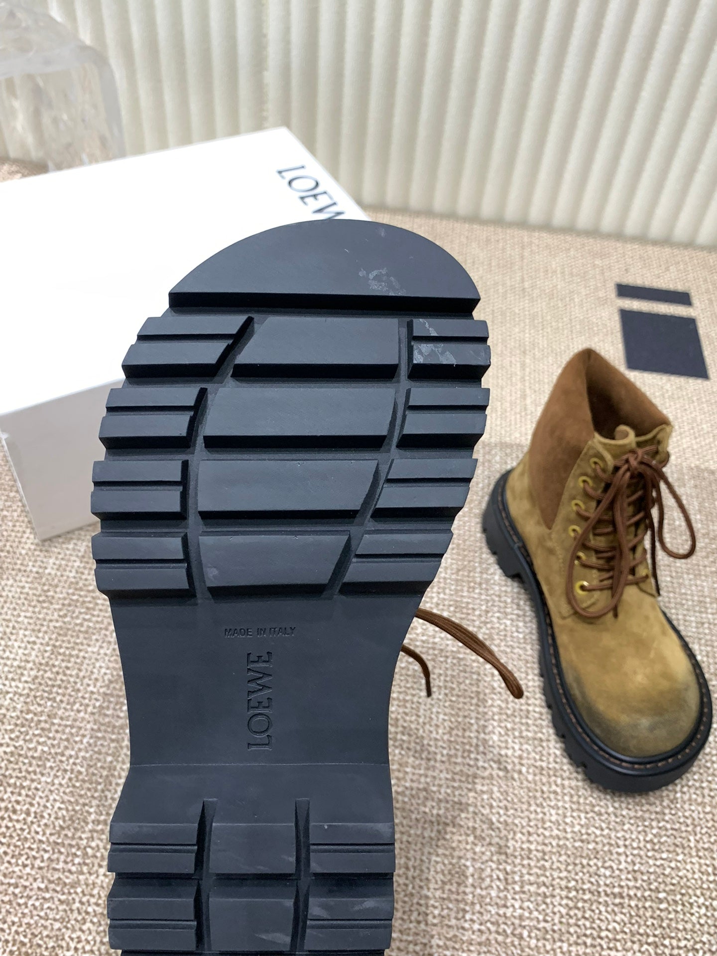 LW SIERRA COMBAT BOOT AMBER AND BLACK SUEDE - 35