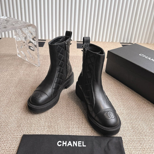 ЧЕРЕВИКИ CHANEL З ЧОРНОЇ ПРОСТІБАНОЇ ТЕЛЯЧОЇ ШКІРИ - 35