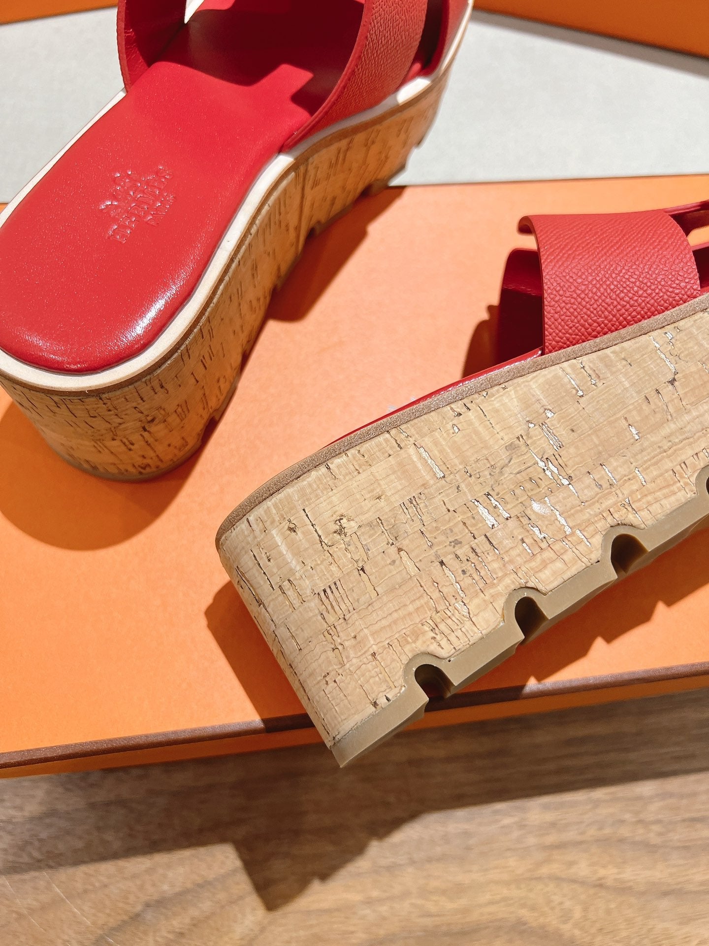 HM 25S HIGH WEDGE SANDALS IN RED LAMBSKIN STYLE 35 - 35