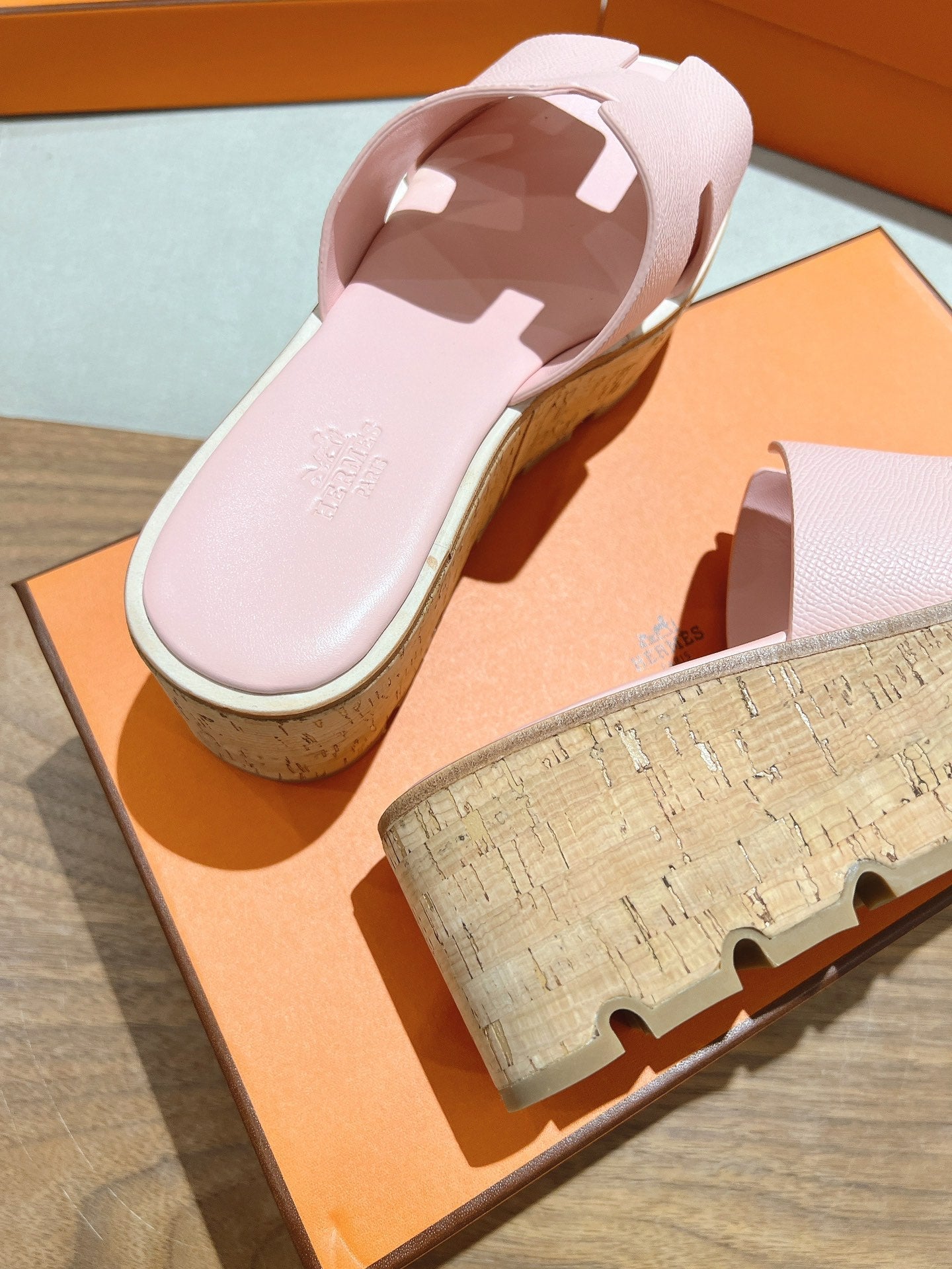 HM 25S HIGH WEDGE SANDALS IN PASTEL PINK LAMBSKIN STYLE 29 - 35