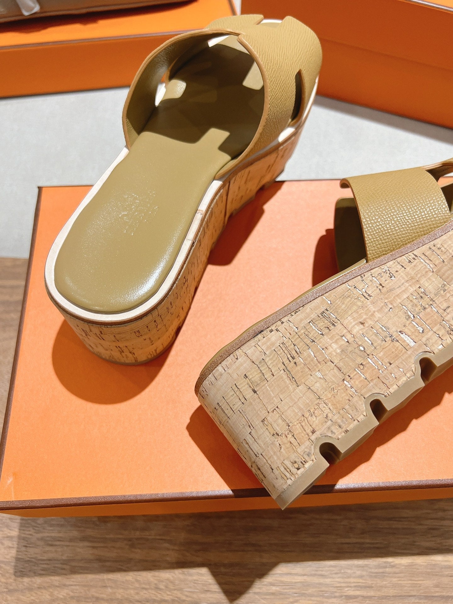 HM 25S HIGH WEDGE SANDALS IN LIGHT BROWN LAMBSKIN STYLE 2 - 35