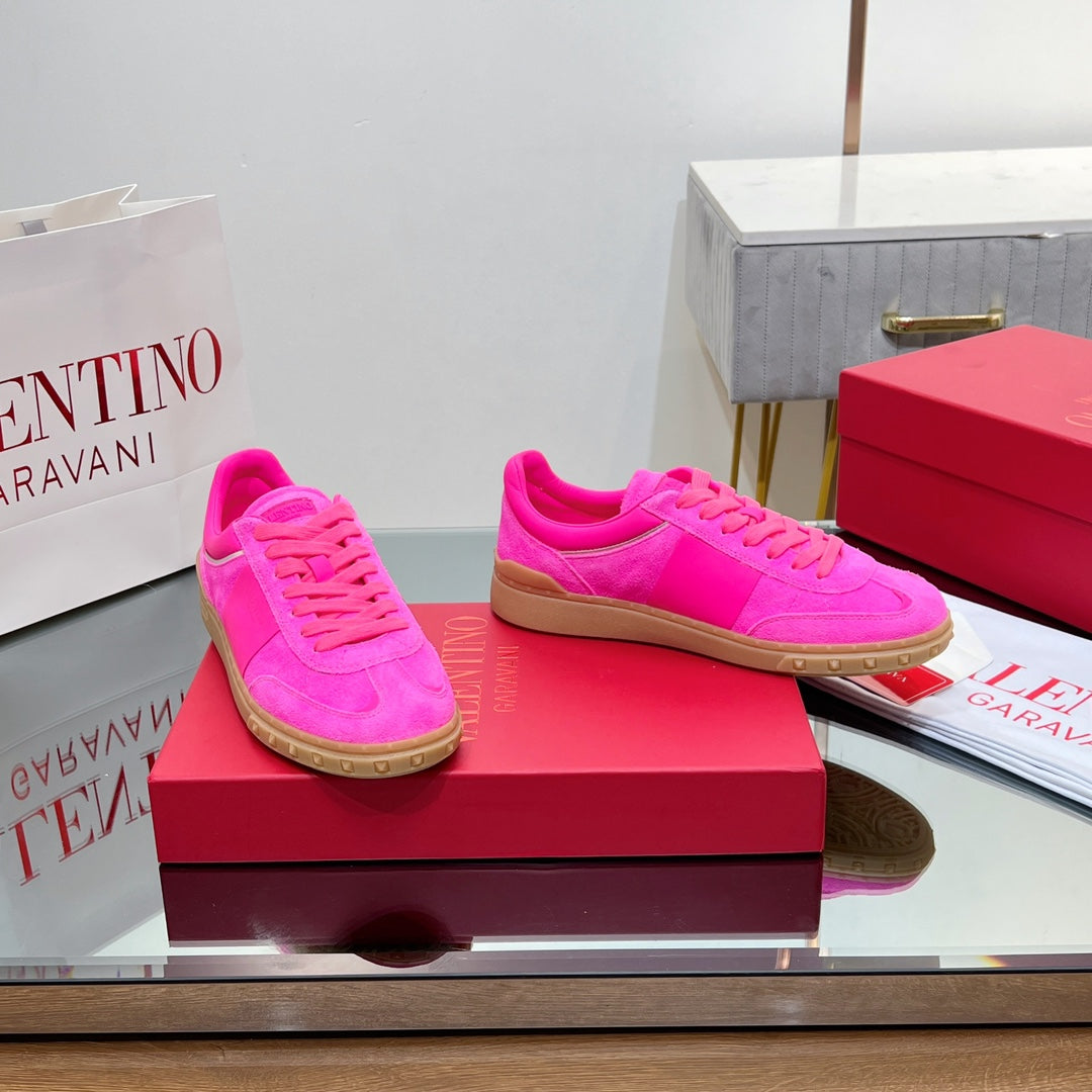 VALENTINO 25S UPVILLAGE SNEAKERS IN PINK SUEDE - 35