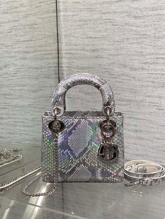 СУМКА MINI 17 LADY ЗІ ШКІРИ ЯГНЯТИ ЗІ СРІБНИМ ЗМІЇНИМ ВІЗЕРУНКОМ