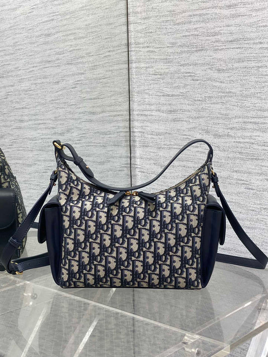 DIOR 25S СЕРЕДНЯ СУМКА D-DREAM 24 З СИНЬОГО ЖАККАРДУ DIOR OBLIQUE ТА ГЛАДКОЇ ТЕЛЯЧОЇ ШКІРИ