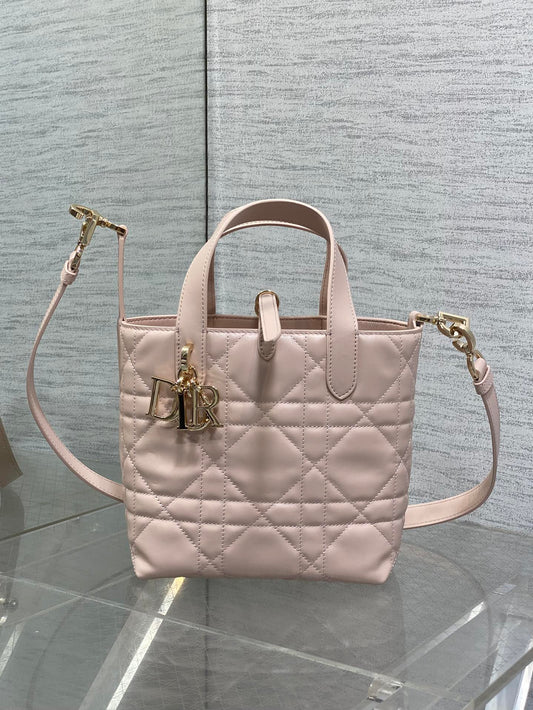 DIOR 25S СУМКА ALWAYS MINI 16 ЗІ СВІТЛО-РОЖЕВОЇ ШКІРИ ТЕЛЯТИ MACROCANNAGE, ЗОЛОТА ФУРНІТУРА