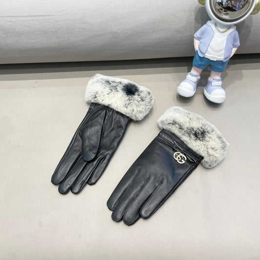FUR-TRIMMED LAMBSKIN GLOVES BLACK WITH BOW 456265 - M