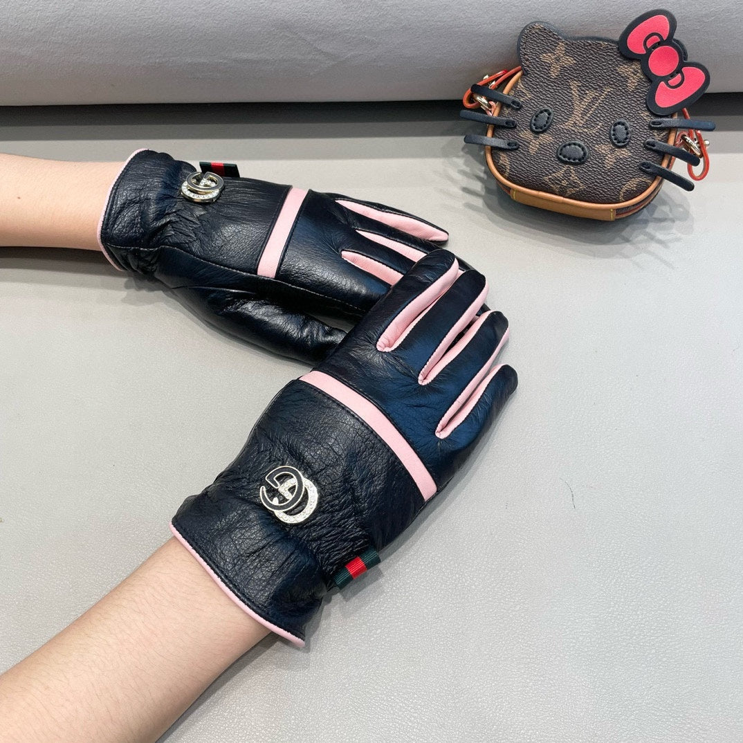 GLOVES IN BLACK MIX LIGHT PINK DEERSKIN AND FLEECE LINING 462400 - M