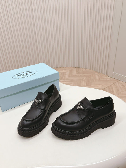 PRA BRUSHED MONOLITH LOAFERS BLACK CALFSKIN - 35