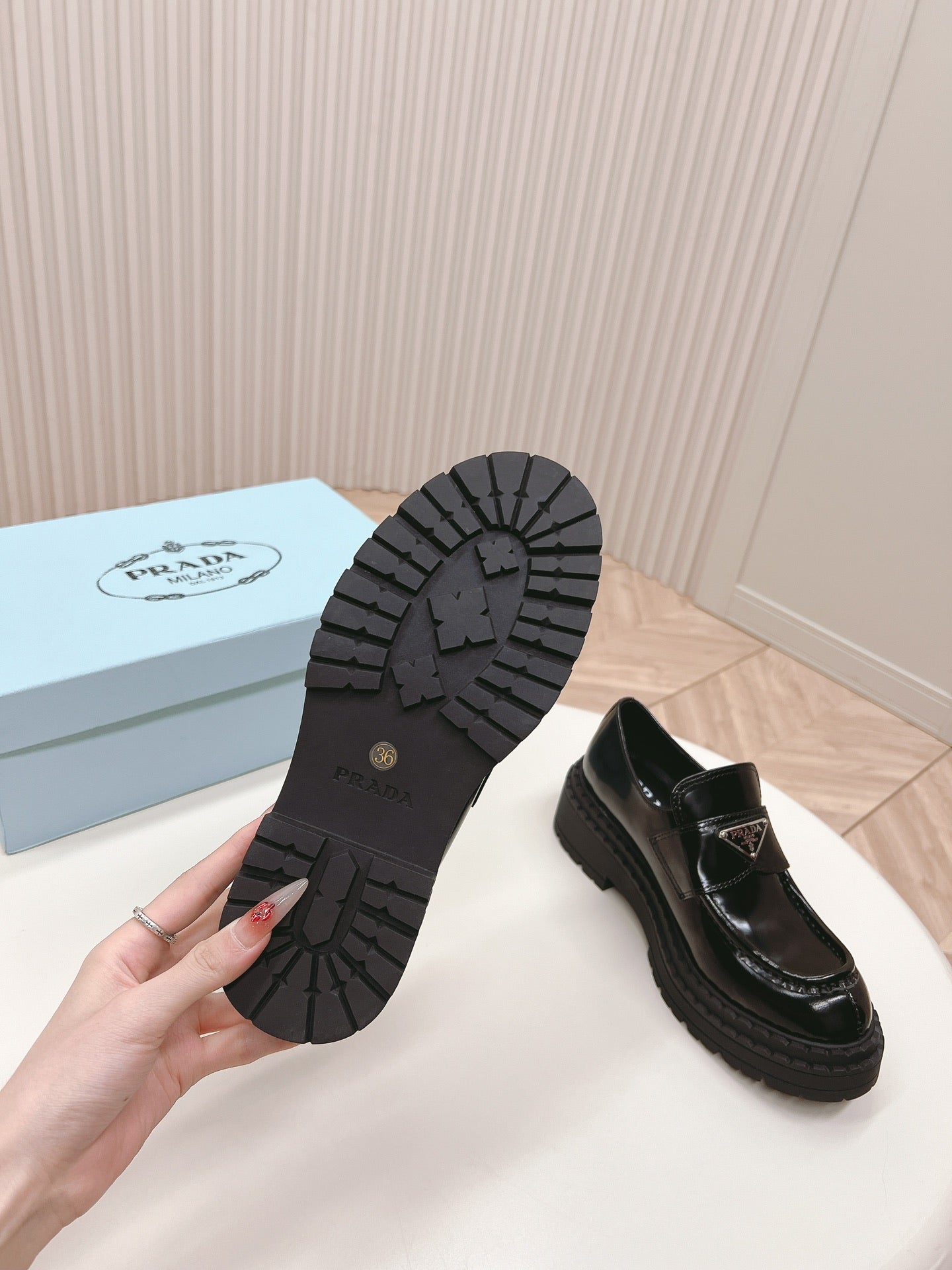 PRA BRUSHED MONOLITH LOAFERS GLOSSY BLACK CALFSKIN - 35