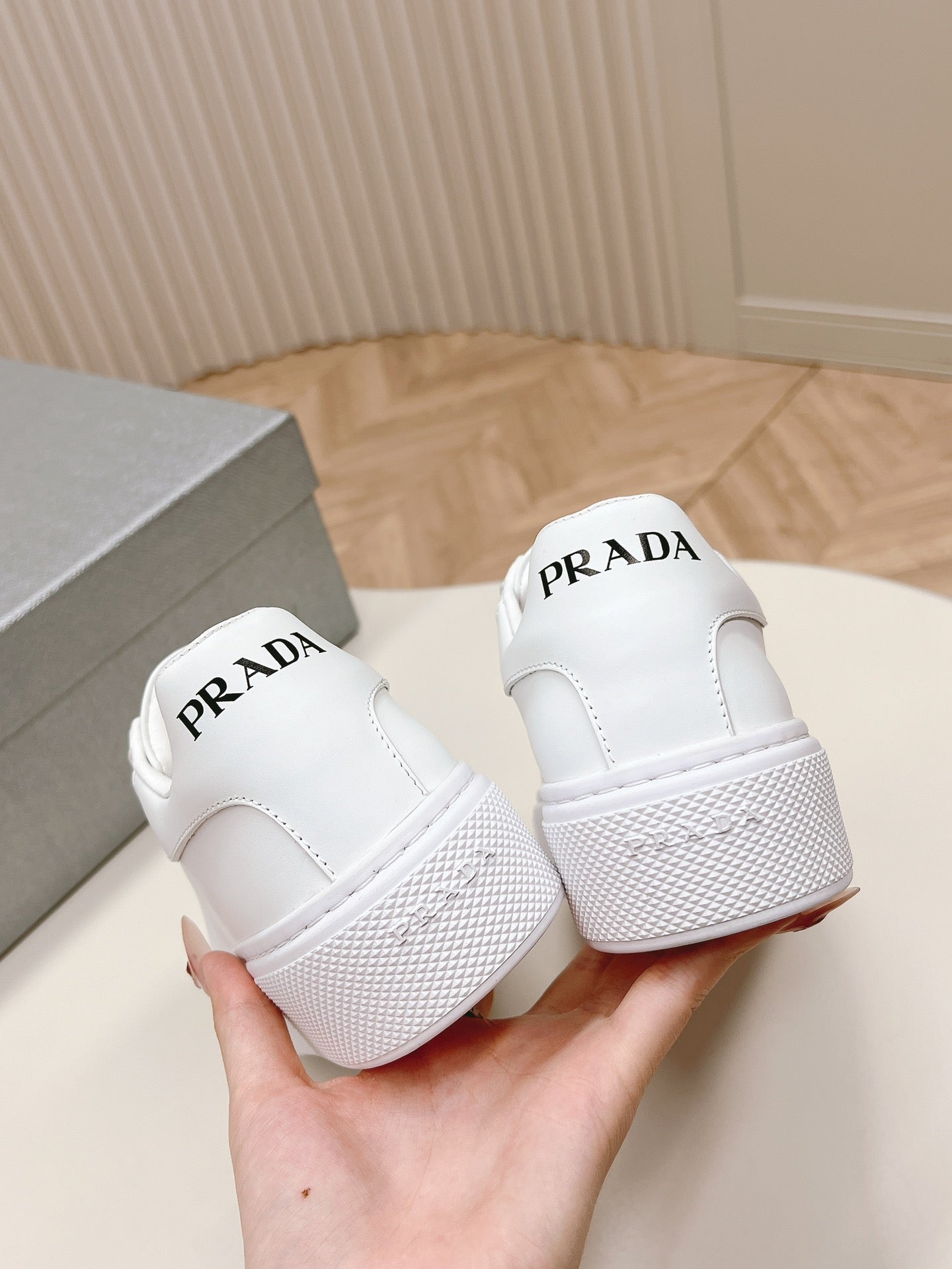 PRA RETRO SNEAKERS WHITE CALFSKIN - 35