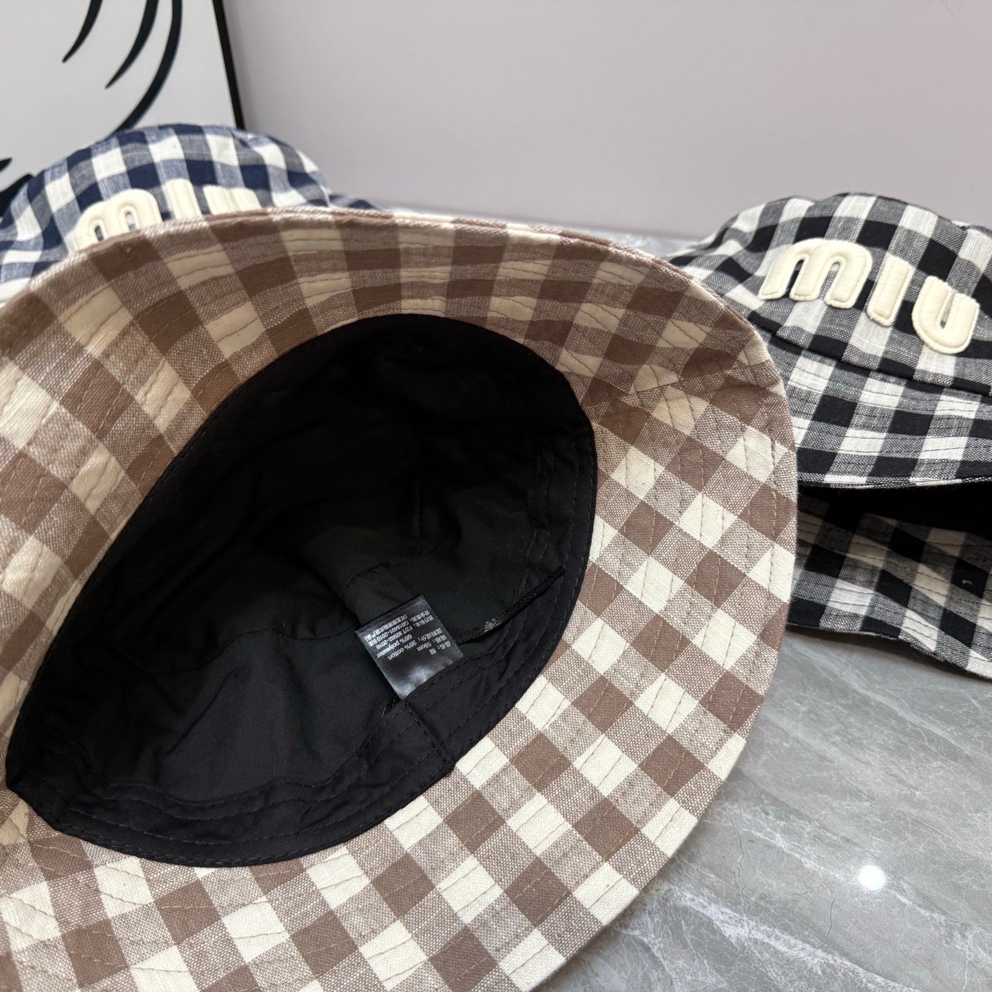 MM BUCKET CHECKED PATTERN WITH LOGO - Navy blue