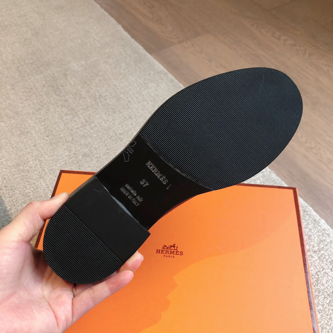 IMPACT LOAFER 25 BLACK CALFSKIN - 35