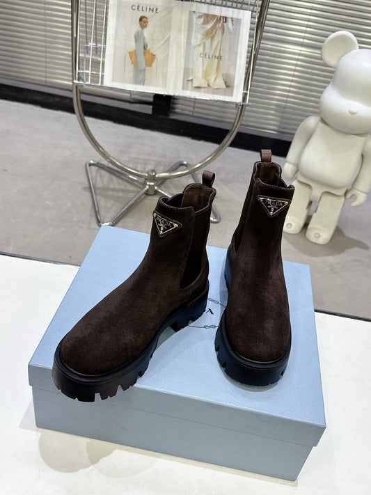 PRADA 25S RETRO PLATFORM MARTIN ANKLE BOOTS IN DARK BROWN SUEDE - 35