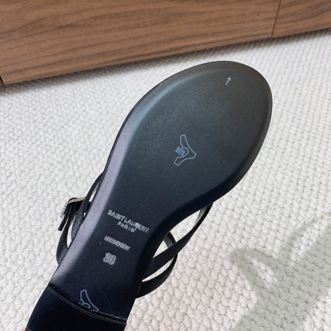 SL CRYSTAL BUCKLE THONG SANDAL BLACK SATIN - 35