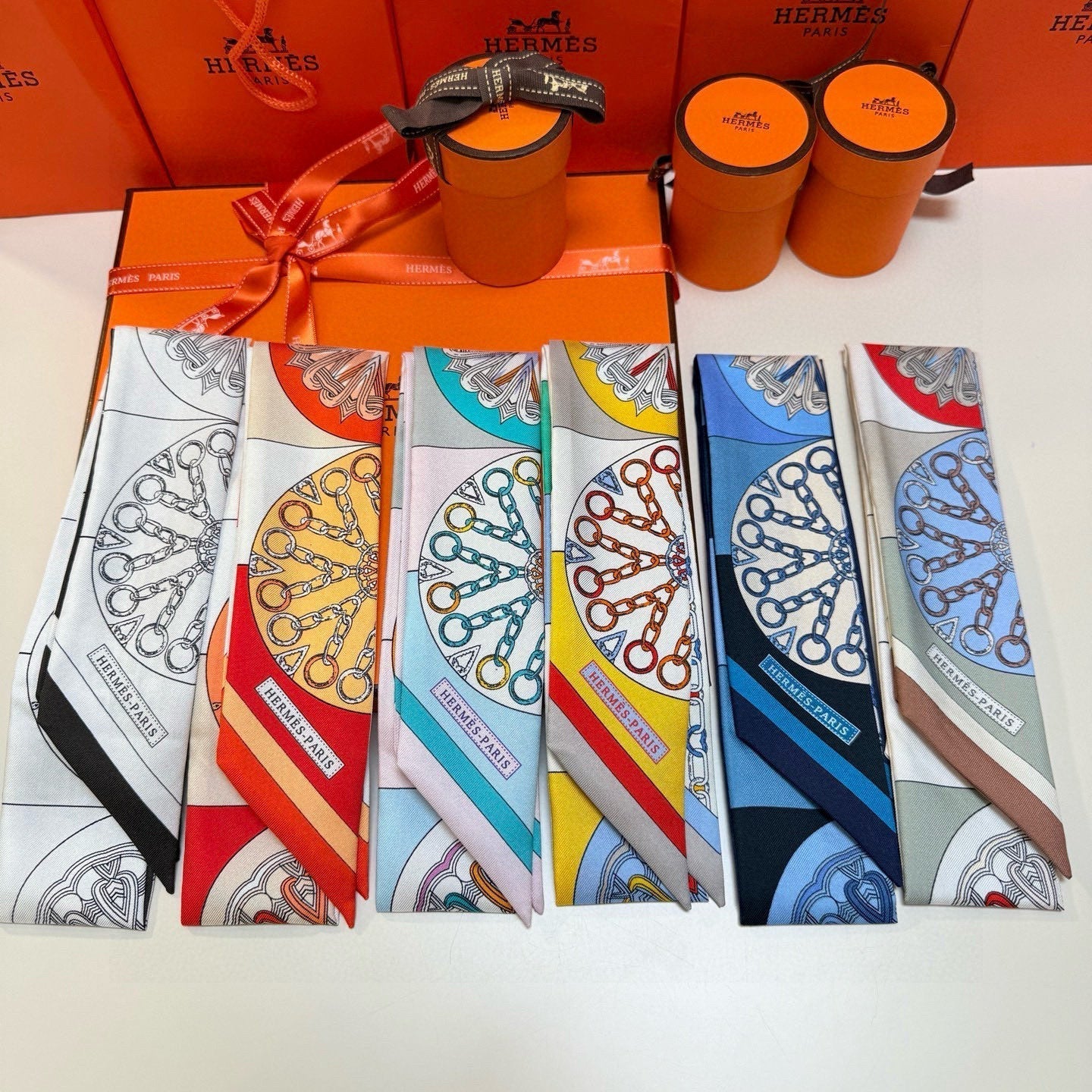 HERMES 25S SCARF 90 IN SILK 856726
