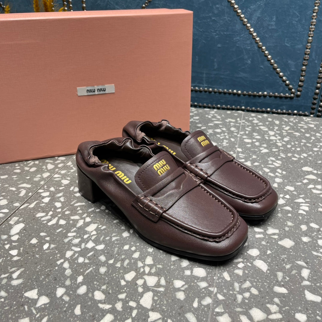 HIGH BROGUE LOAFERS IN CHESTNUT BROWN LAMBSKIN - 35