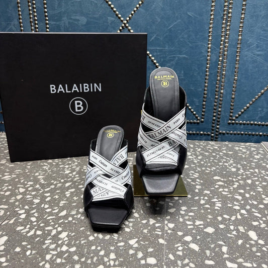 БОСОНІЖКИ BALMAIN 26S НА ВИСОКИХ ПІДБОРАХ 95 ММ З ЧОРНОЇ ТЕЛЯЧОЇ ШКІРИ ТА БІЛОГО ТЕКСТИЛЮ