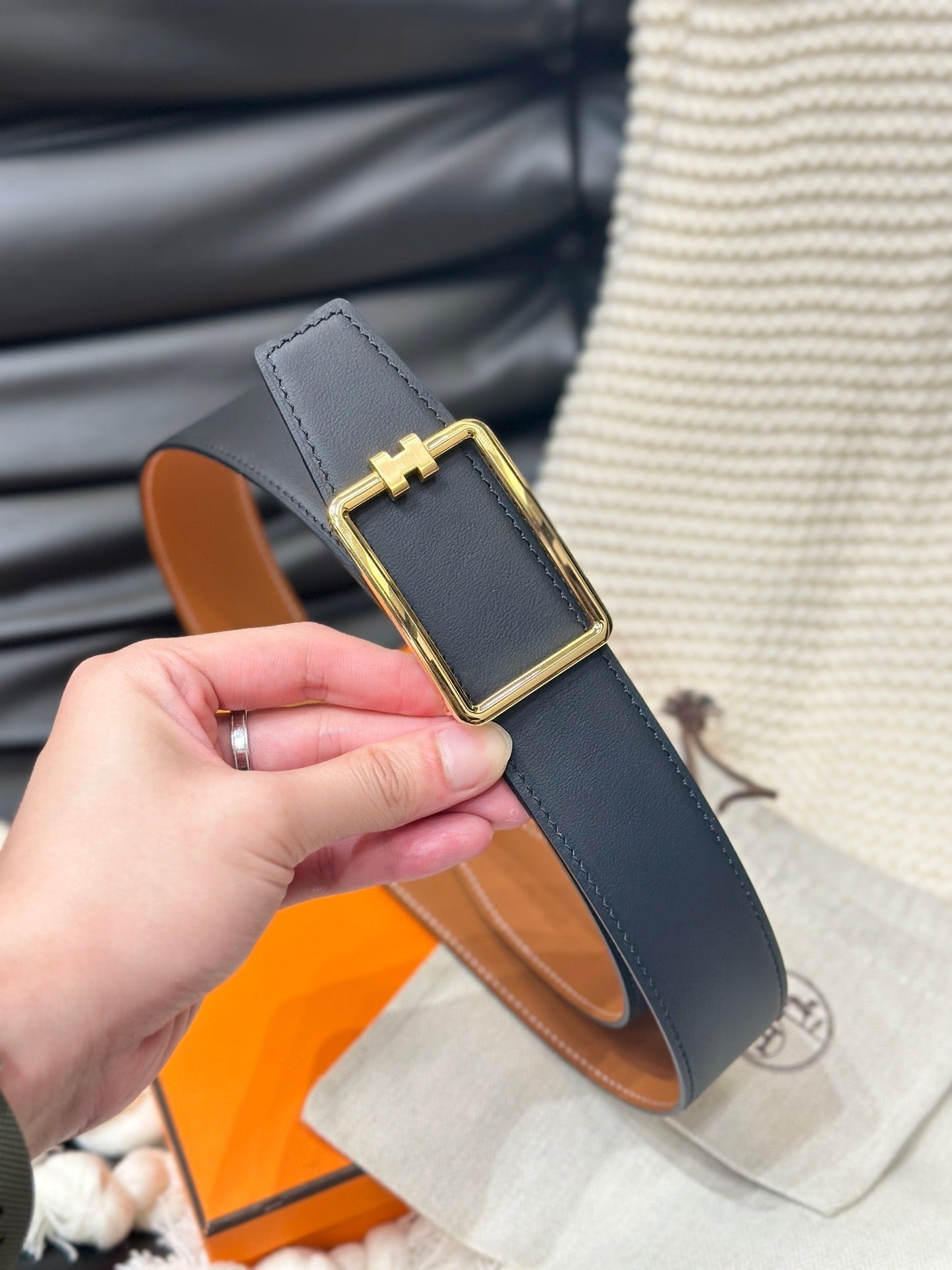 HM TUBE H BELT GOLD BUCKLE & REVERSIBLE GINGER ORANGE LEATHER STRAP 38MM - 30