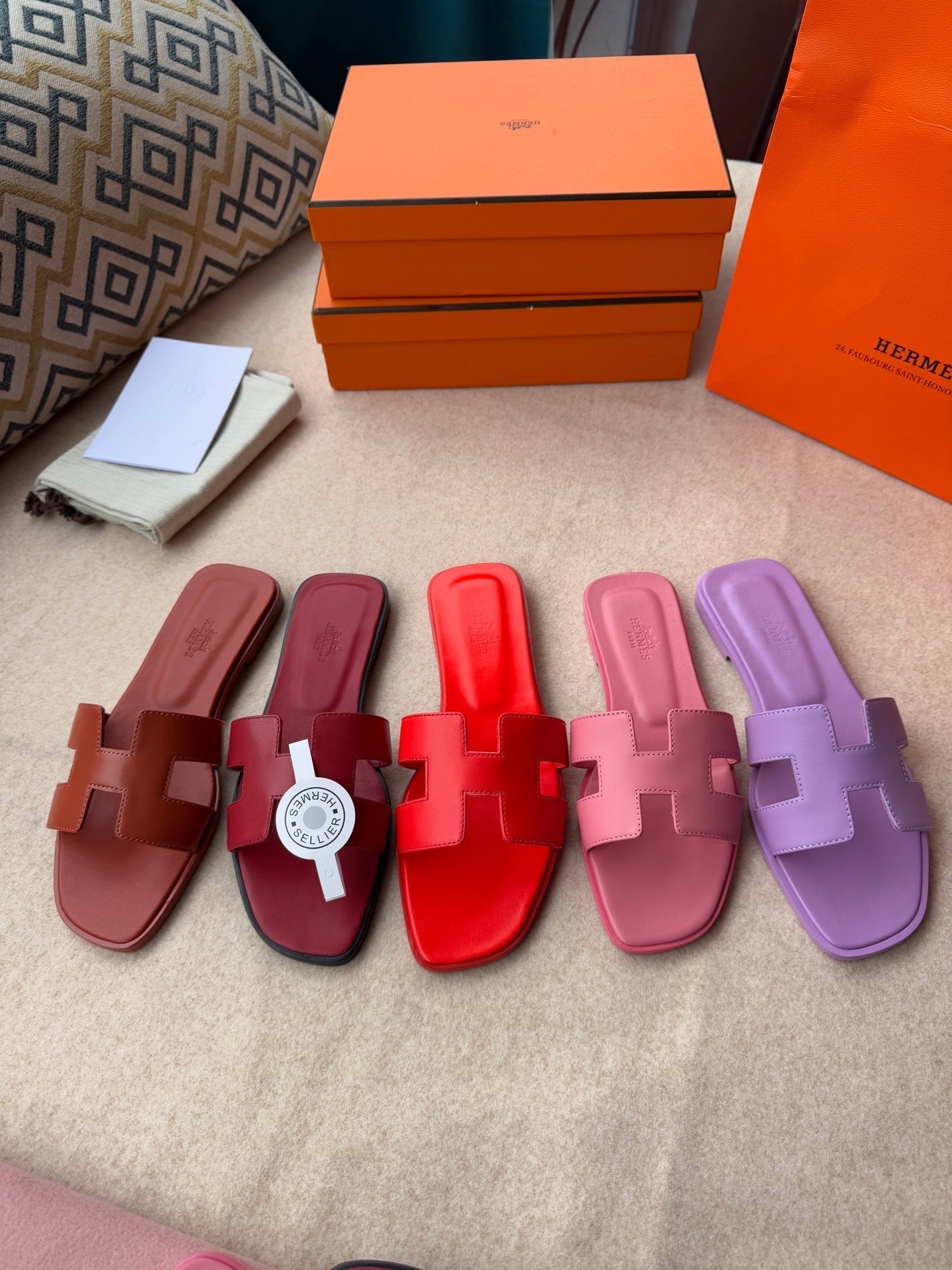 0RAN SANDALS IN LILAC PURPLE CALFSKIN - 34