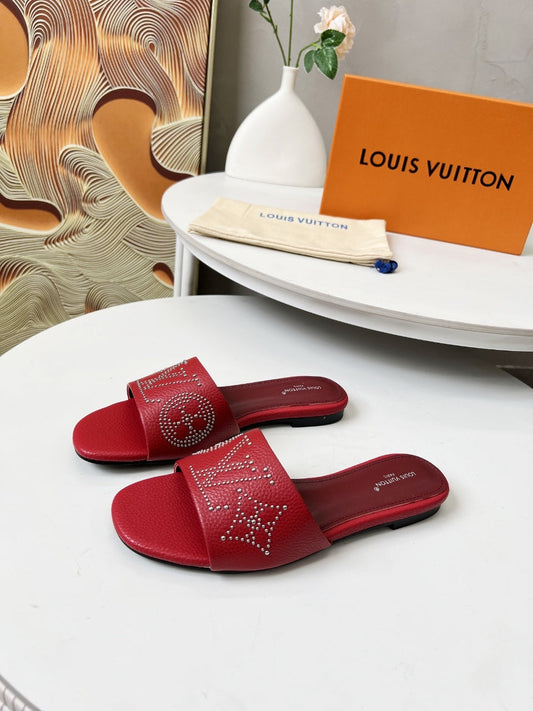FLAT SLIDE IN RUBY RED LAMBSKIN WITH RHINSTONES - 35