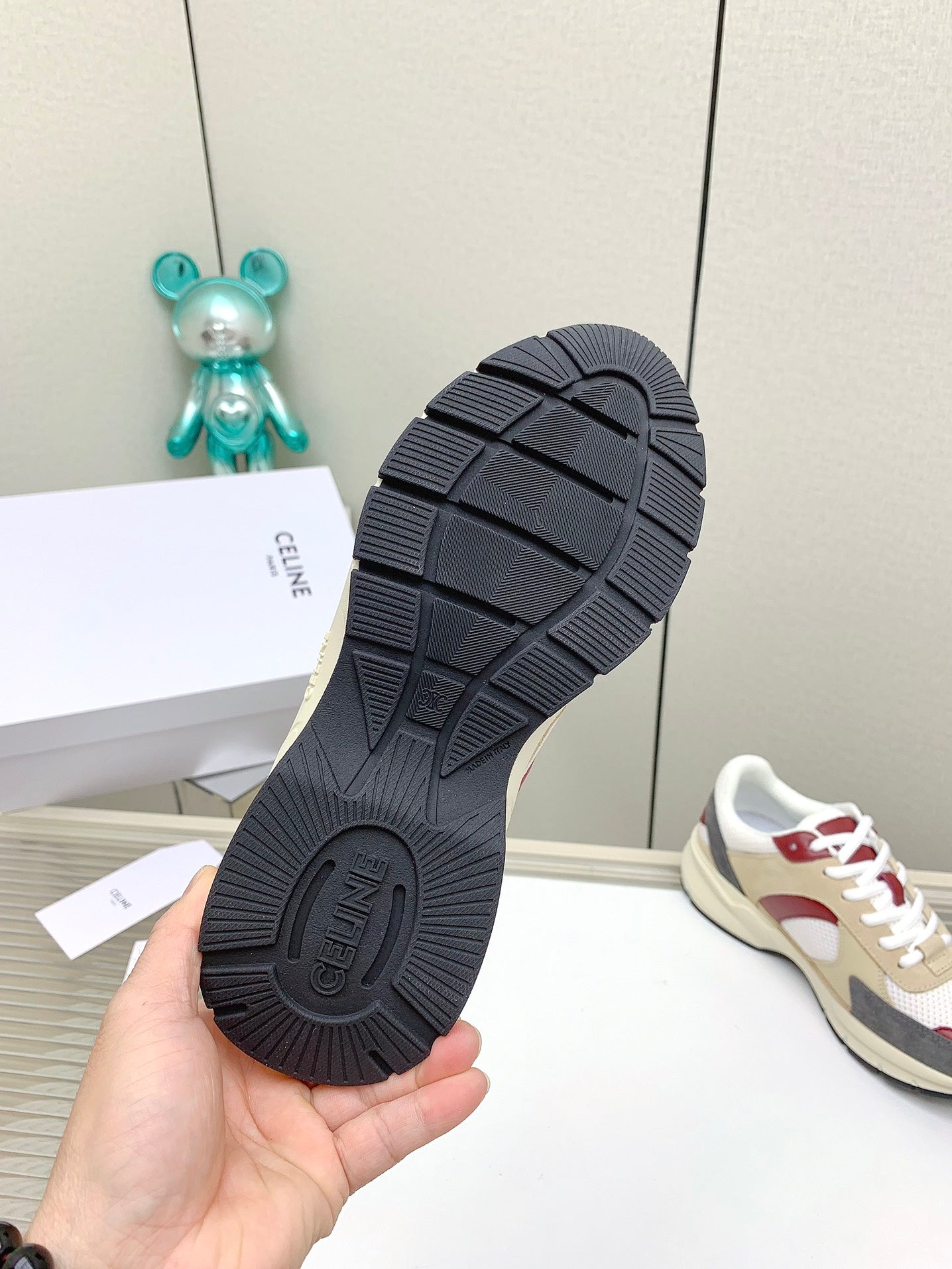 RUNNER CR-03 LOW LACE-UP IN WHITE MESH AND BEIGE CALFSKIN - 35