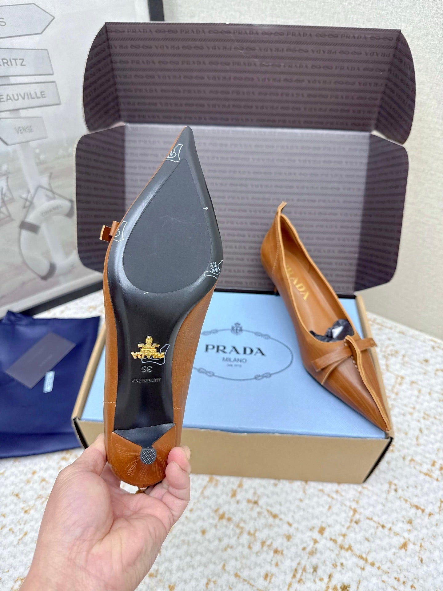 ТУФЛІ PRADA 26S ЗІ ШТУЧНО ЗІСТАРЕНОЇ ШКІРИ ТЕЛЯТИ КОРИЧНЕВО-РУДОГО КОЛЬОРУ НА ПІДБОРАХ 55 ММ