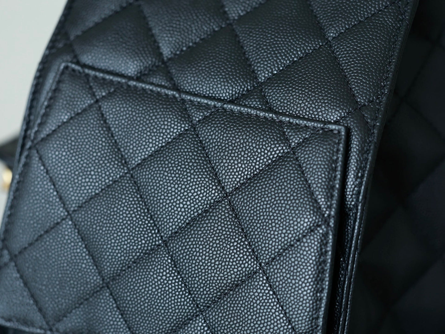CHANEL 25S HOBO BAG 40 CM IN BLACK LAMBSKIN WITH GOLD HARDWARE