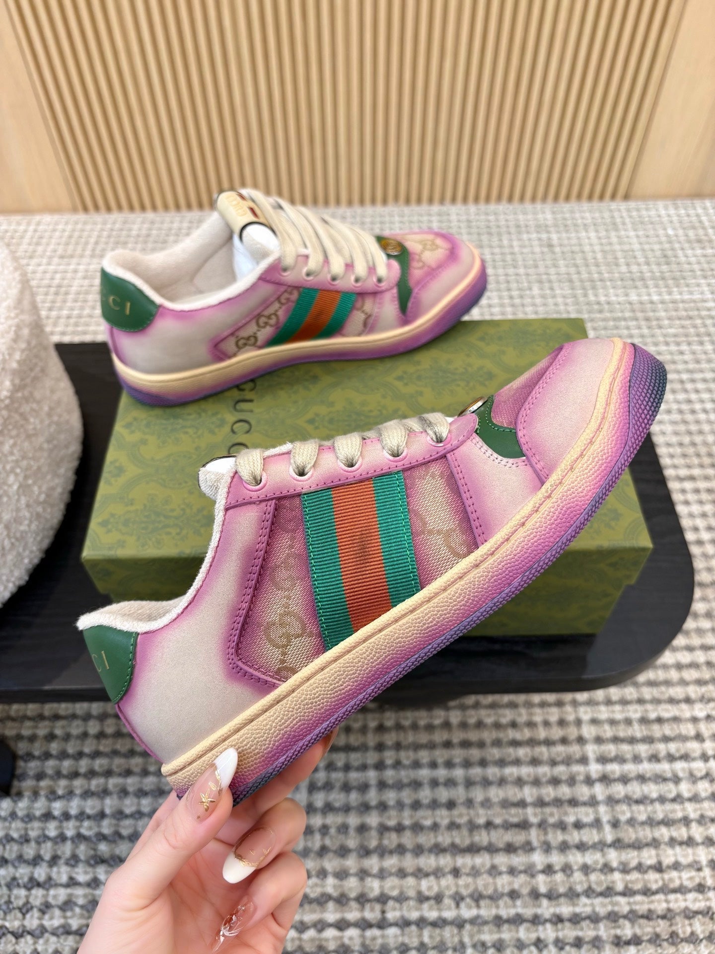 GUCCI 26S SNEAKERS IN PURPLE GRADIENT CANVAS