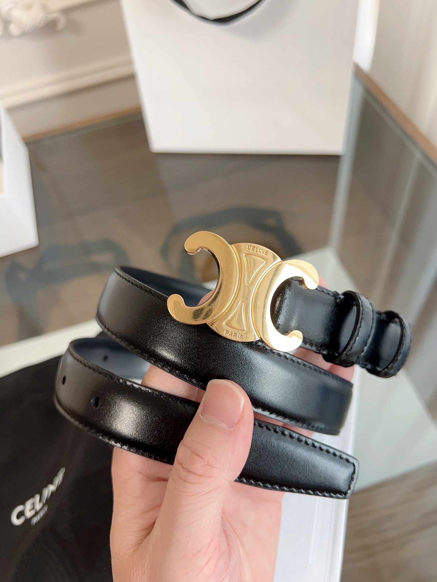 TRIOMPHE BELT 24MM IN GLOSSY BLACK CALFSKIN WITH GOLD BUCKLE - 30