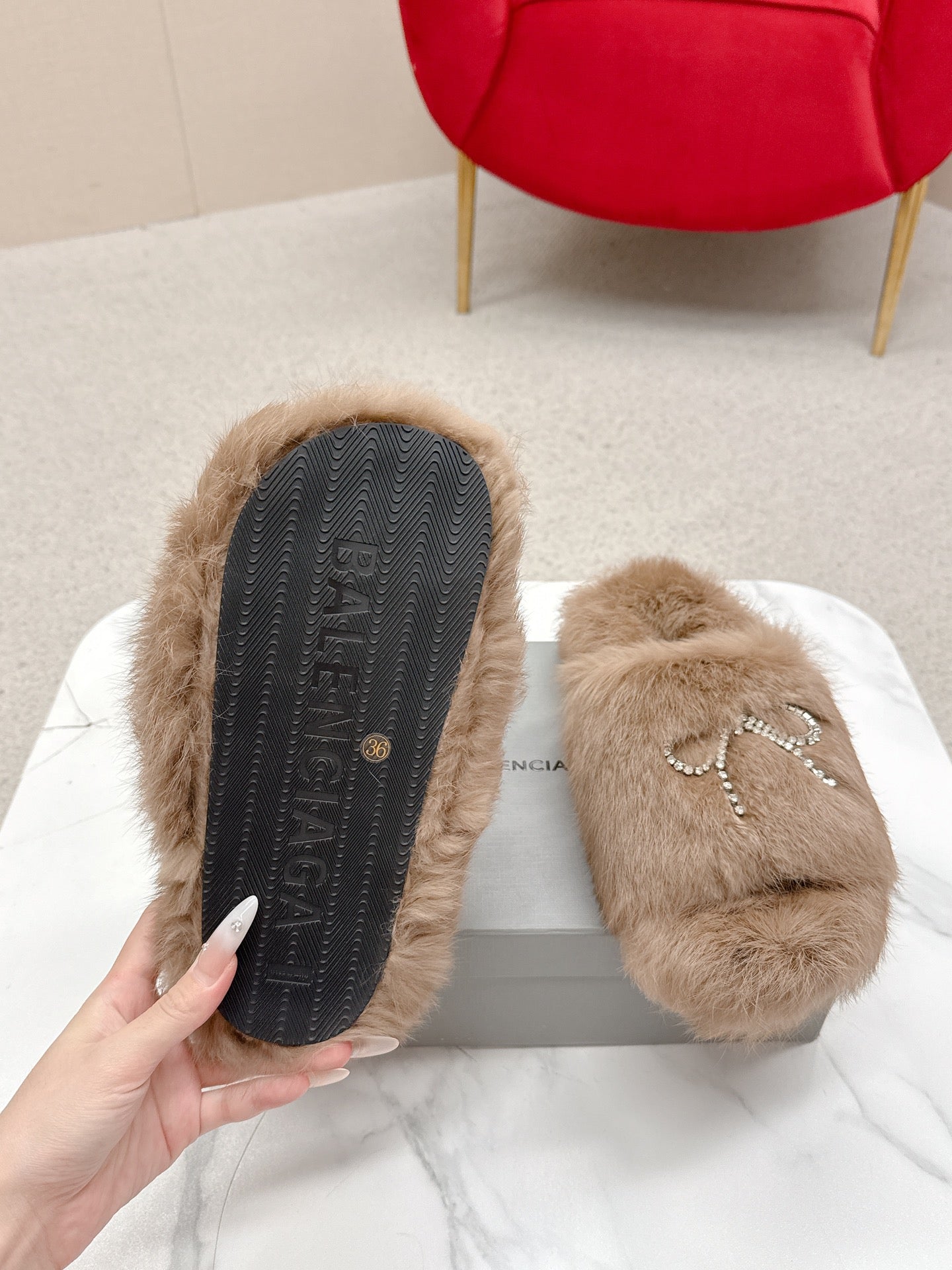 BALENCIAGA 25S SOFT FUR SLIPPERS IN LIGHT BROWN FUR WITH RHINESTONE BOW - 35
