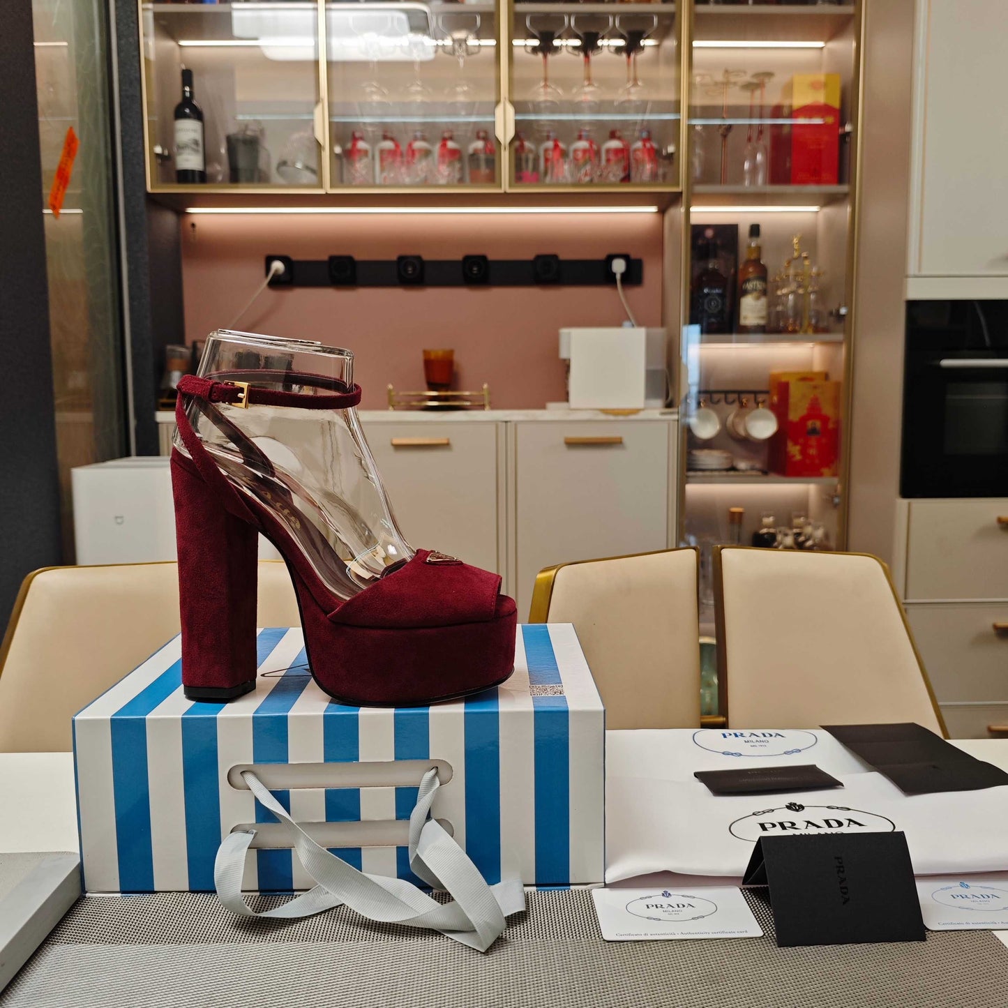 БОСОНІЖКИ PRADA 26S НА ПІДБОРАХ 135 ММ ІЗ ЗАМШІ КОЛЬОРУ БОРДО