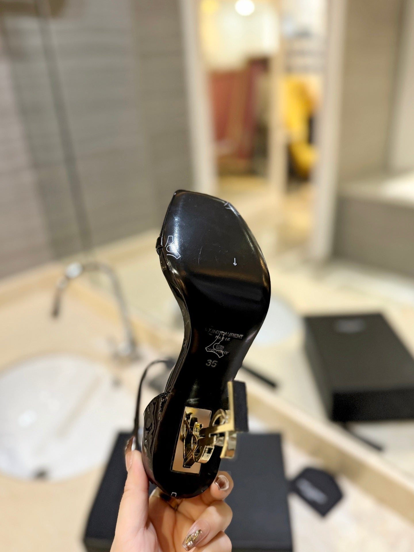 SL OPYUM SANDALS 105 BLACK AND GOLD CALFSKIN - 35
