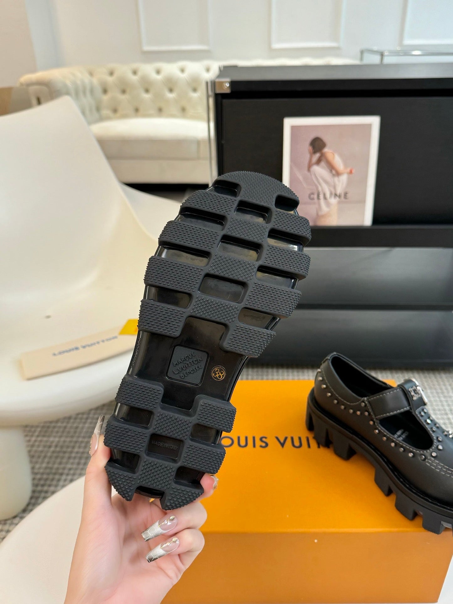 LV CHECKER MARY JANE IN BLACK CALFSKIN - 35