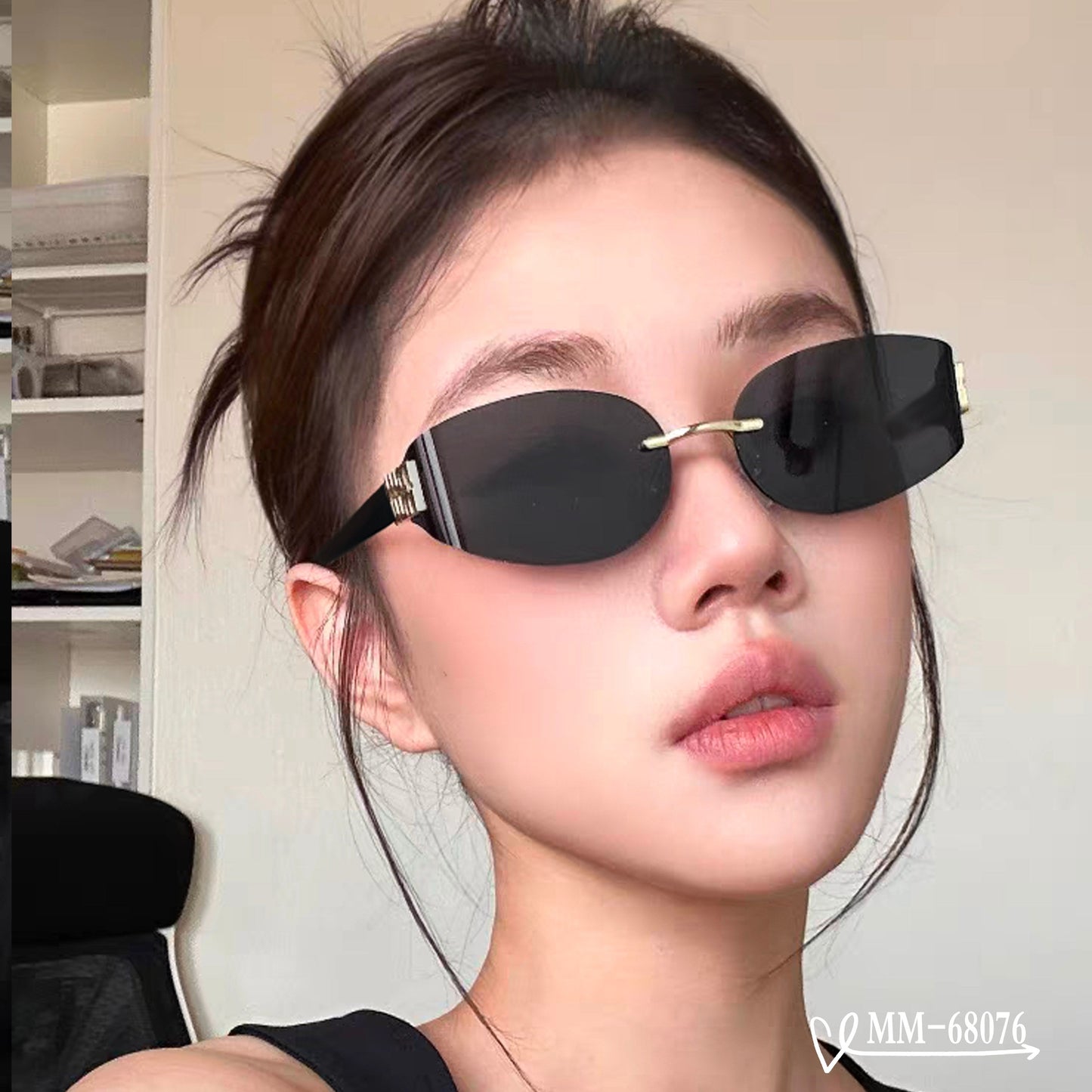 LOGO SUNGLASSES 68076 IN BLACK ACETATE - Small